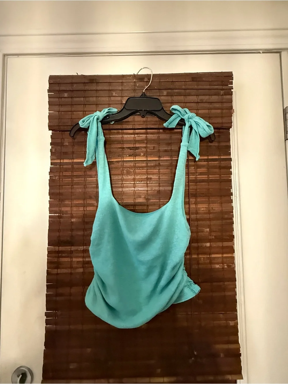 Free People Boulevard tank top,Tie-Shoulder, side scrunch, aqua fur, sz L, guc